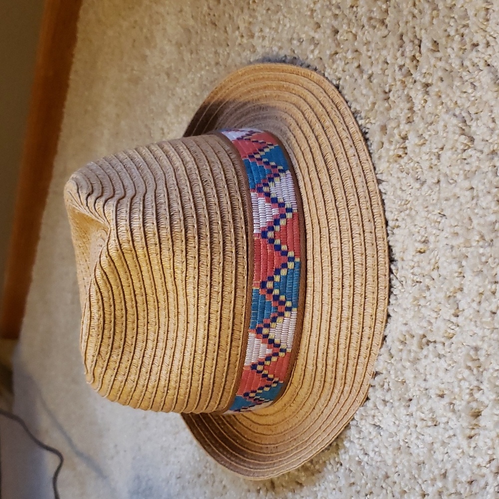 Roxy fedora